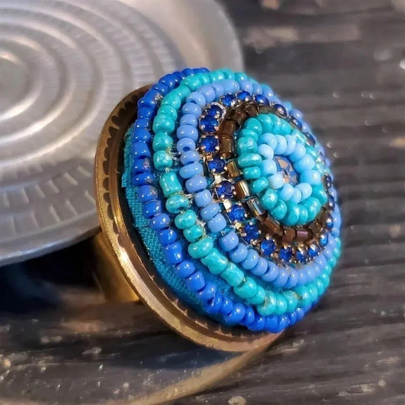 India Brass Turquoise Blue Beads Artisan Beaded Statement Cocktail Ring - Picture 4 of 12